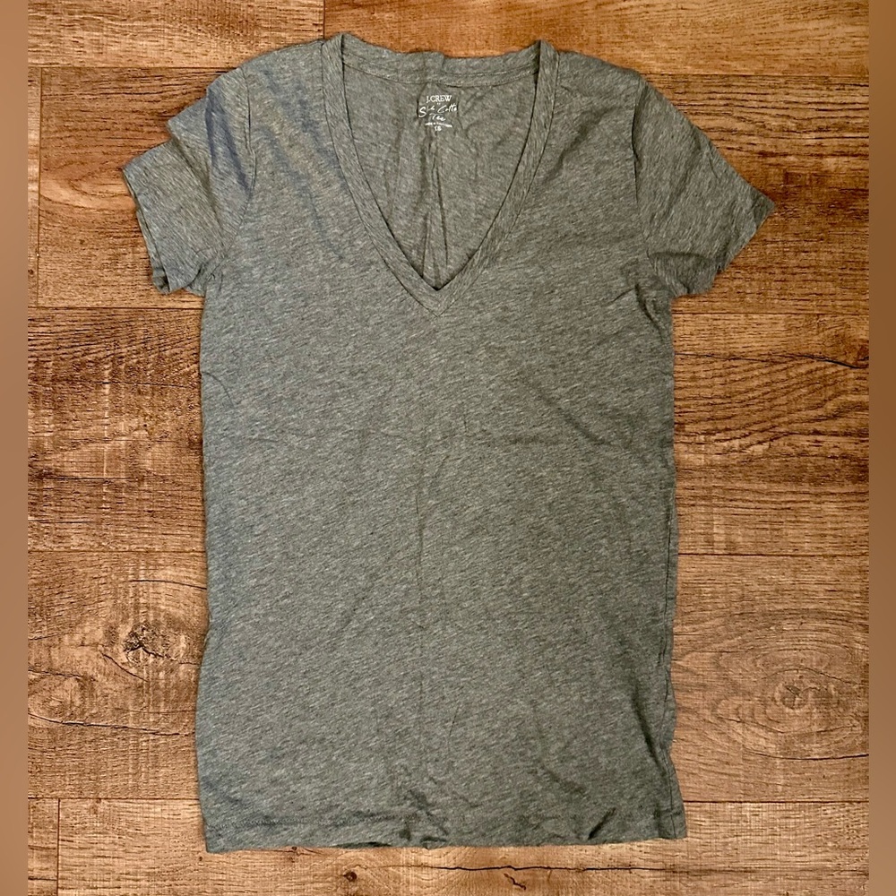 NWOT J Crew Slub Cotton V-Neck T-Shirt XS